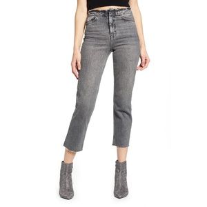 TOPSHOP RAW HEM & WAIST CROP JEANS 💖IN STORES💖